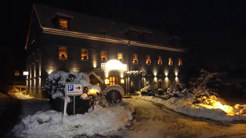 Logis L'Auberge Gutshof Bischofswerda Exterior photo