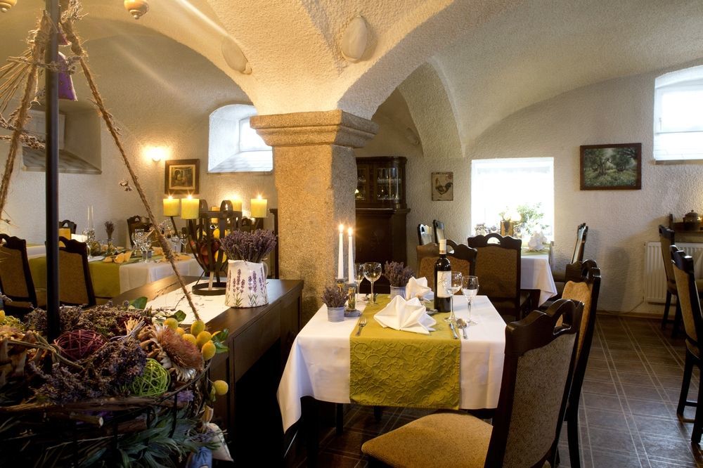 Logis L'Auberge Gutshof Bischofswerda Exterior photo